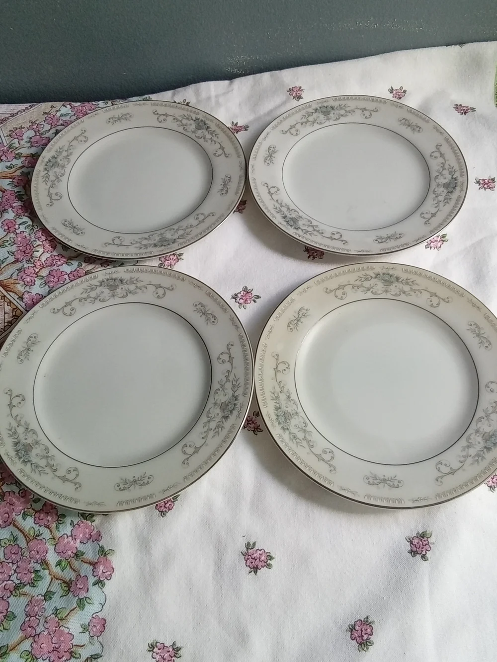 Diane‎ Fine Porcelain China Japan Bread and Butter Plates Set of 4 Floral Silver